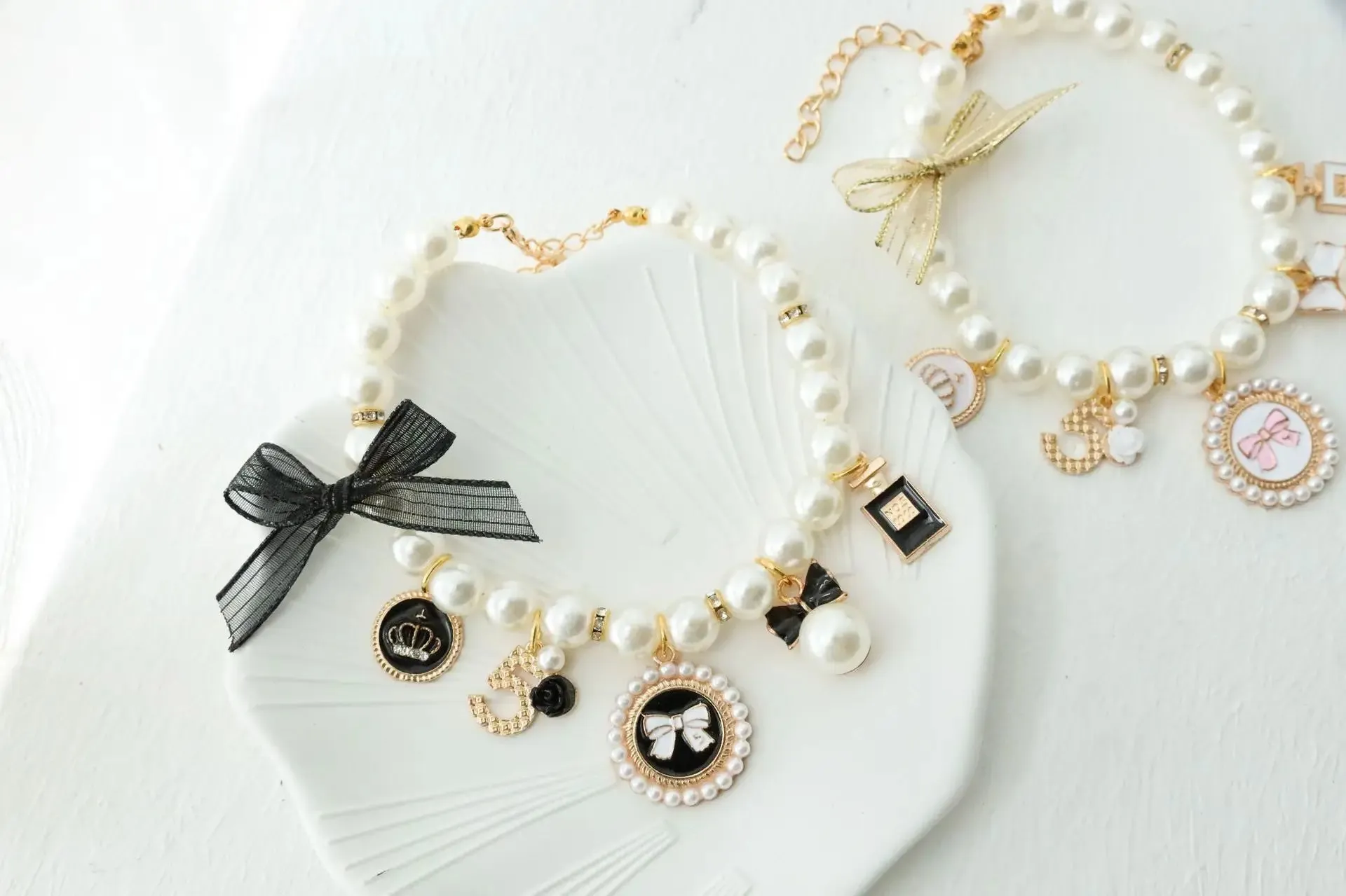 Elegant Pet Pearl Collar with Rhinestone Accents