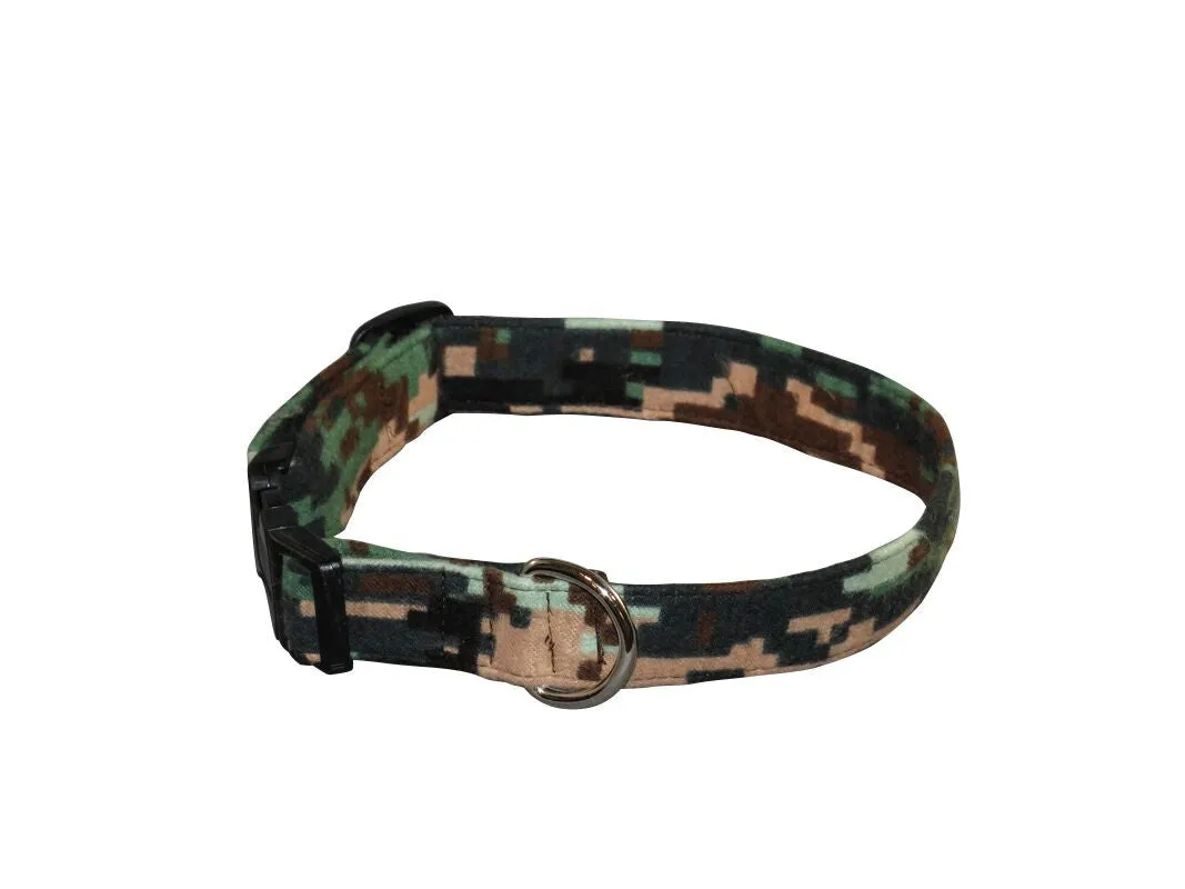Elmo's Closet Camouflage Dog Collar