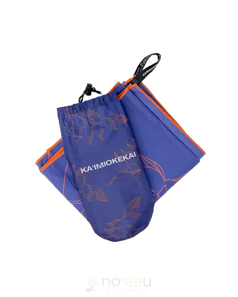 KAʻIMIOKEKAI - Heliconia Beach Towel