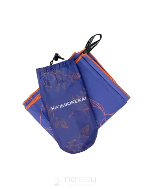 KAʻIMIOKEKAI - Heliconia Beach Towel