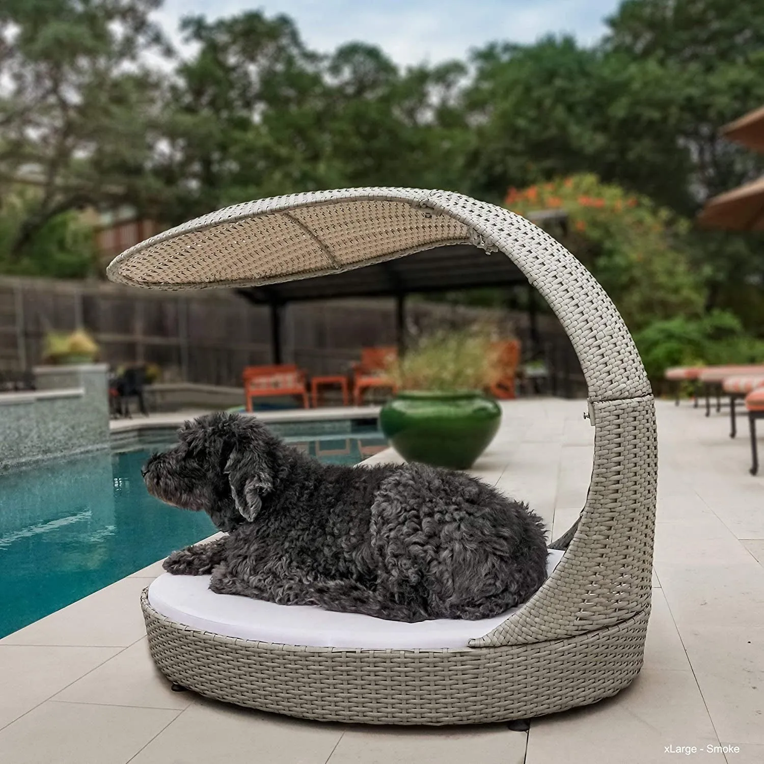 Outdoor Dog Chaise Bed W/Shade Hood